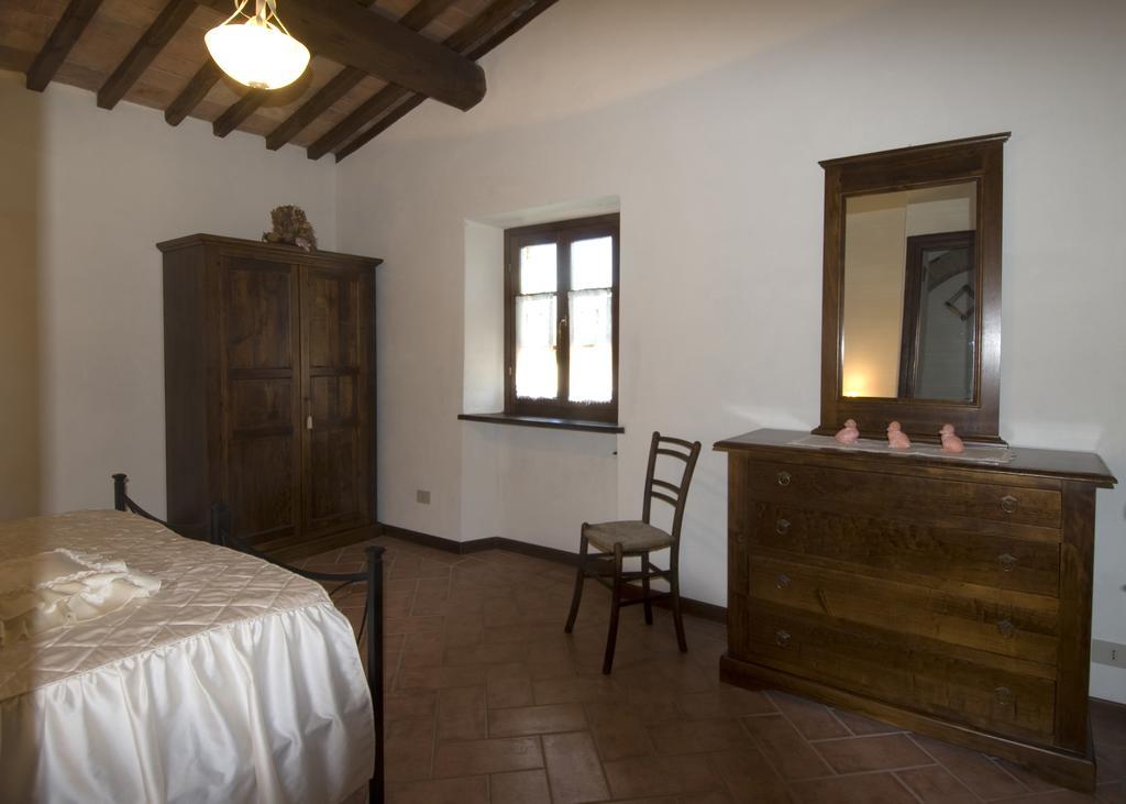 Ferienwohnung Casa Il Ponte Chianni Exterior foto