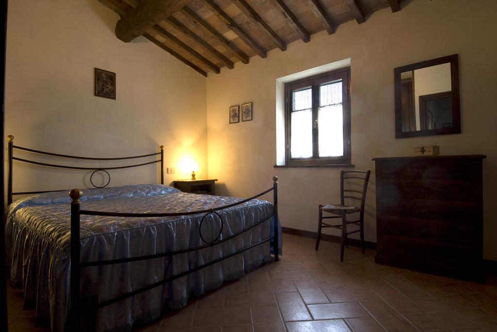 Ferienwohnung Casa Il Ponte Chianni Zimmer foto