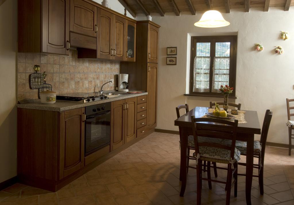 Ferienwohnung Casa Il Ponte Chianni Zimmer foto