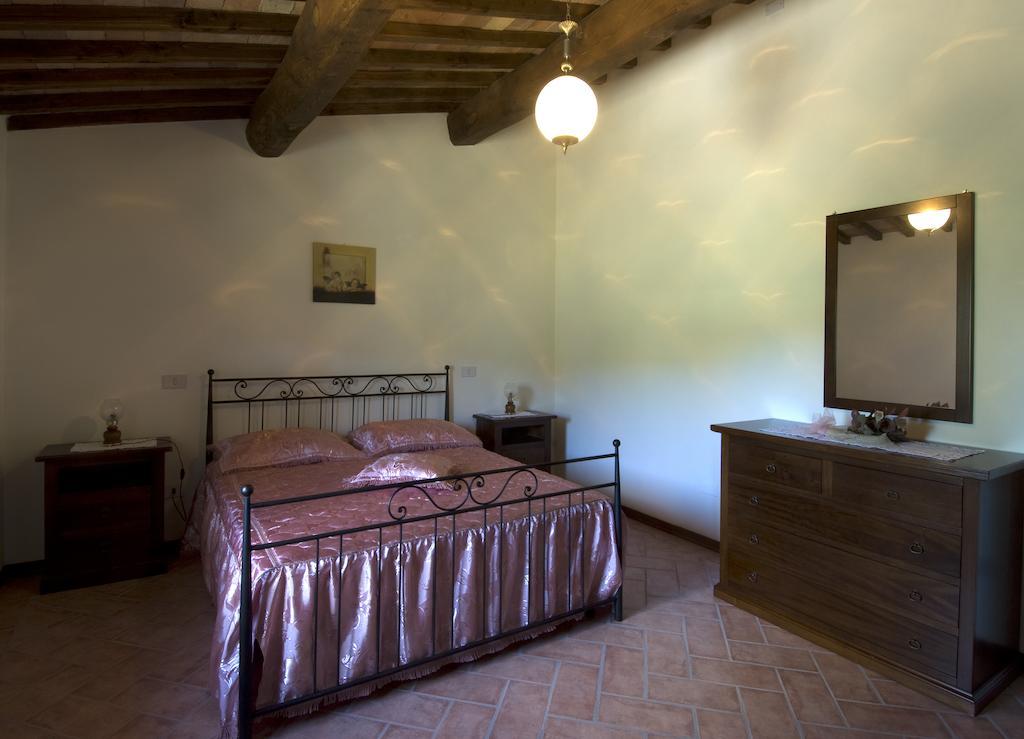 Ferienwohnung Casa Il Ponte Chianni Zimmer foto