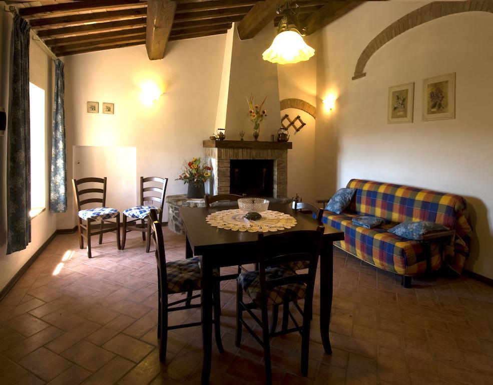 Ferienwohnung Casa Il Ponte Chianni Zimmer foto